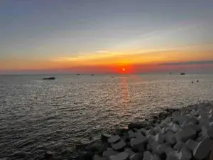 Oblíbené místo pro společné fotografie při západu slunce
