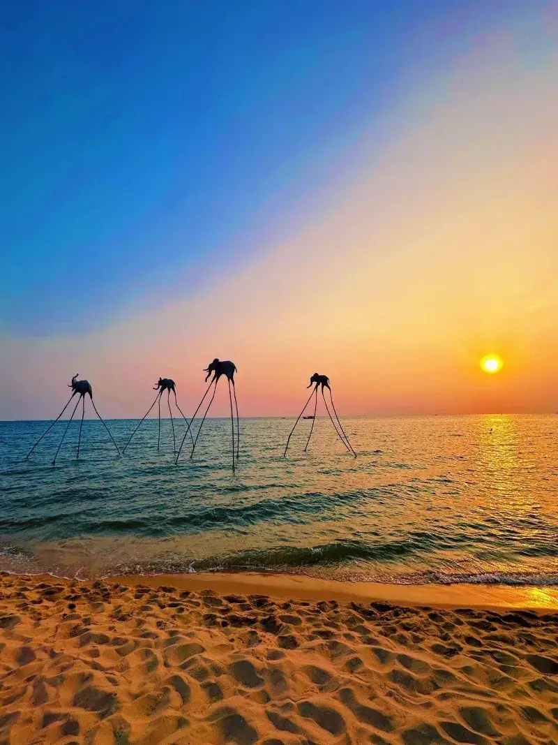 phu quoc sunset beach vietnam